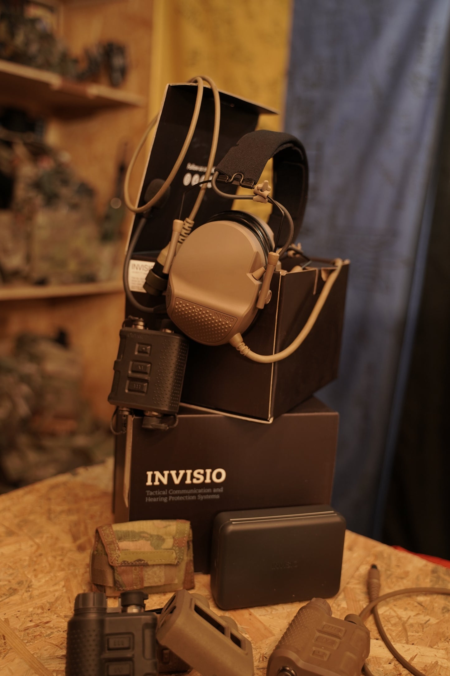 INVISIO T7 Headset, Headband, Left, Tan