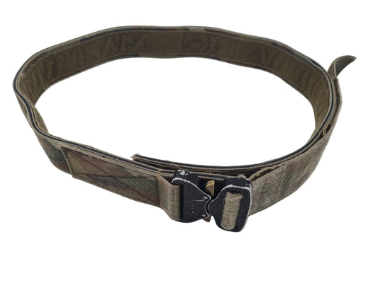TYR bælte med cobra spænde str. M
