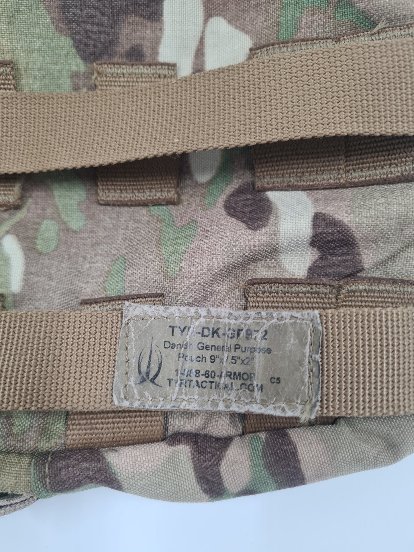 TYR DK large GP pouch